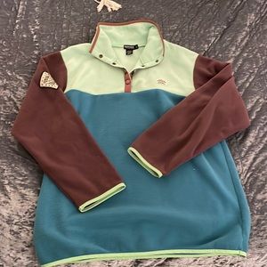 Notice the Reckless Pullover